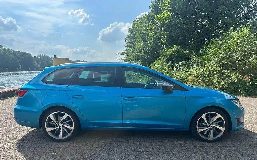 Gebraucht Seat Leon ST 184 PS (135 kW) 2014 Blau Kombi