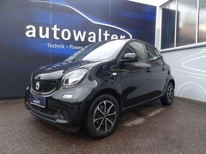 Schwarz Gebraucht 2016 Smart ForFour Passion Kleinwagen | 11.400 € (Fairer Preis) - Bild 1/4