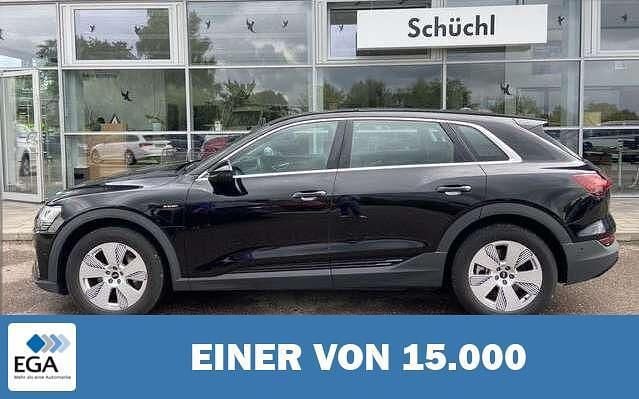 Schwarz Gebraucht 2022 Audi e-tron SUV | 28.520 € (Guter Preis) - Bild 1/4