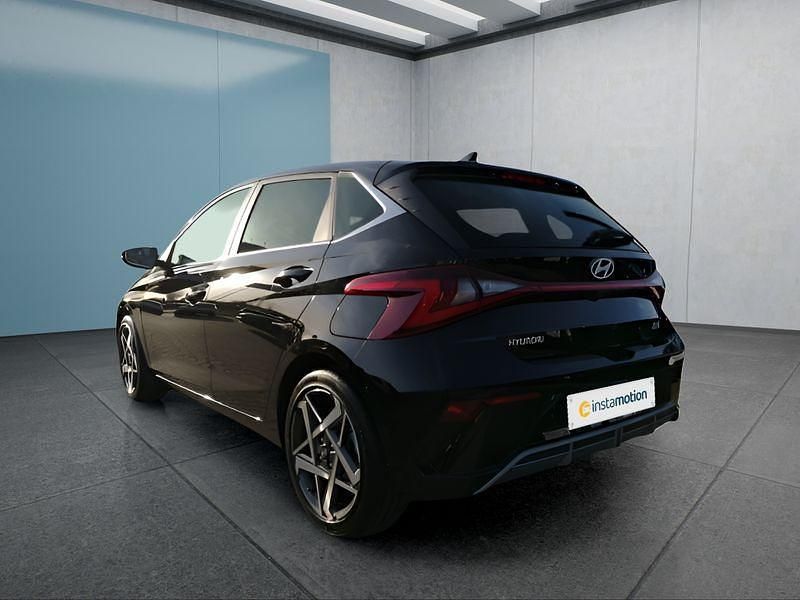 Neu Hyundai i20 Prime 90 PS (66 kW) 2025 Schwarz Kleinwagen