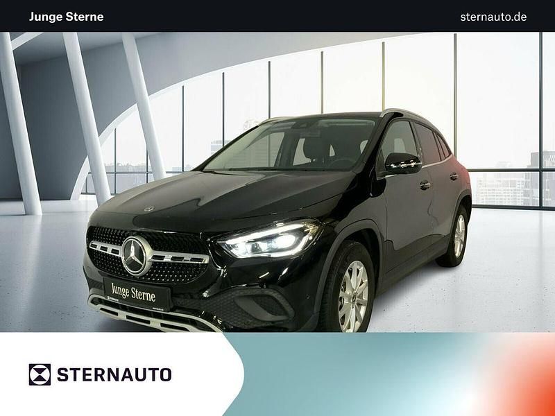 Gebraucht Mercedes GLA250 Style 218 PS (160 kW) 2022 Unilack nachtschwarz SUV