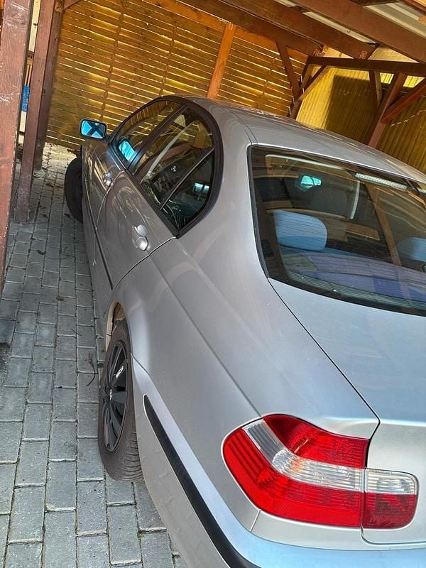 Gebraucht BMW 316 115 PS (84 kW) 2002 Silber Limousine