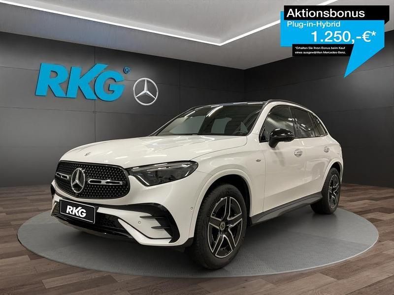 Weiß Gebraucht 2025 Mercedes GLC300e AMG SUV | 65.780 € (Etwas zu teuer) - Bild 1/4
