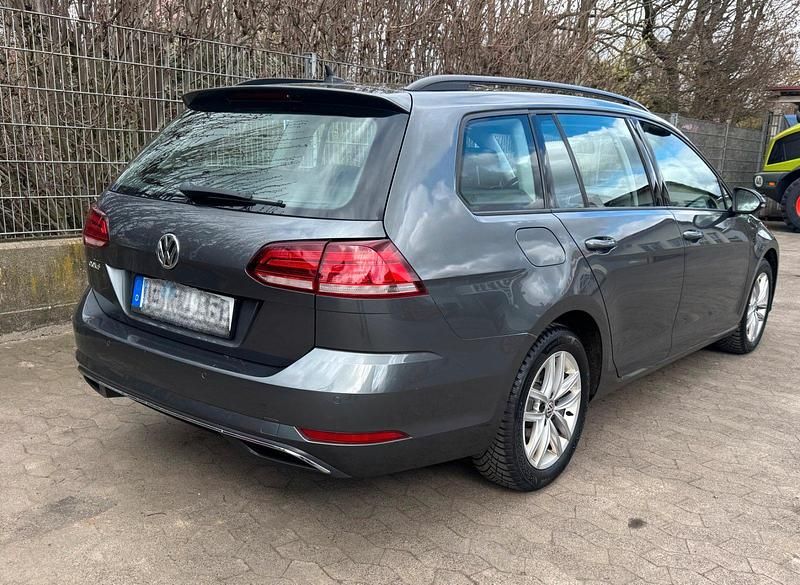 Gebraucht VW Golf VII 150 PS (110 kW) 2019 Grau Kombi