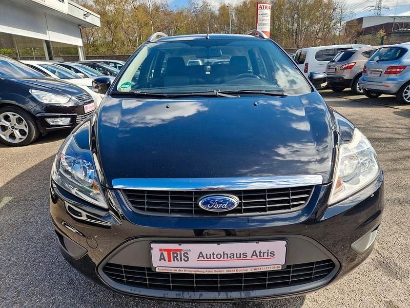 Second-hand Ford Focus Style 101 CP (74 kW) 2010 Negru Berlinǎ