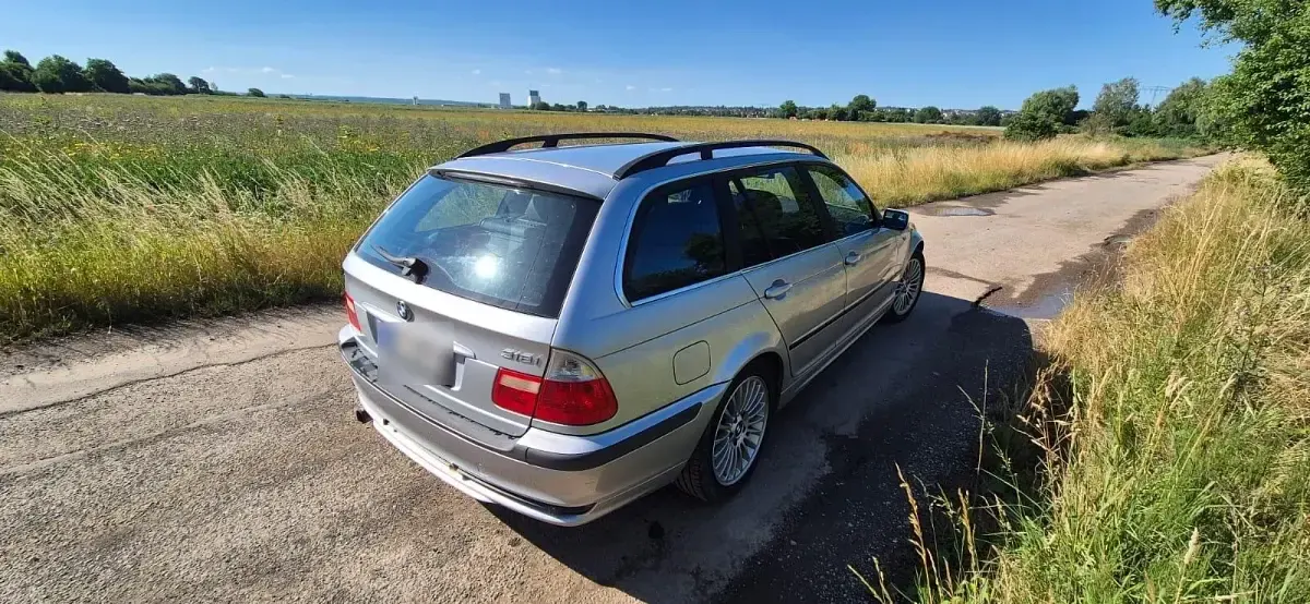 Gebraucht BMW 318 Lifestyle 143 PS (105 kW) 2004 Silber Kombi