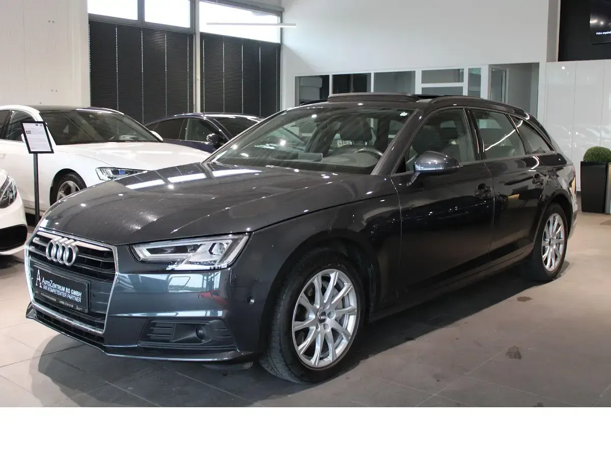 Używany Audi A4 Ambiente 190 KM (139 kW) 2018 Szary Kombi