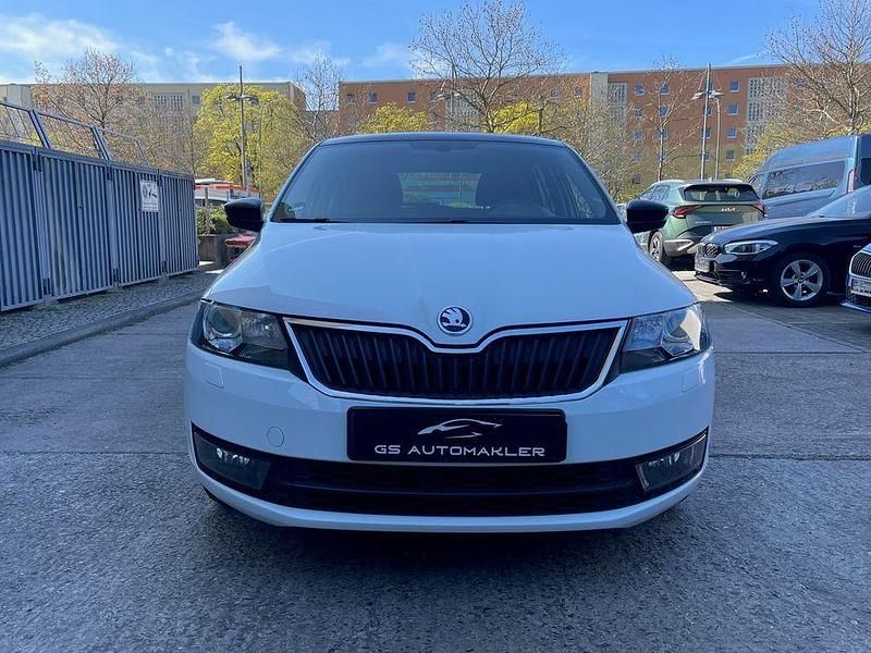 Gebraucht Skoda Rapid 110 PS (80 kW) 2015 Weiß Kleinwagen