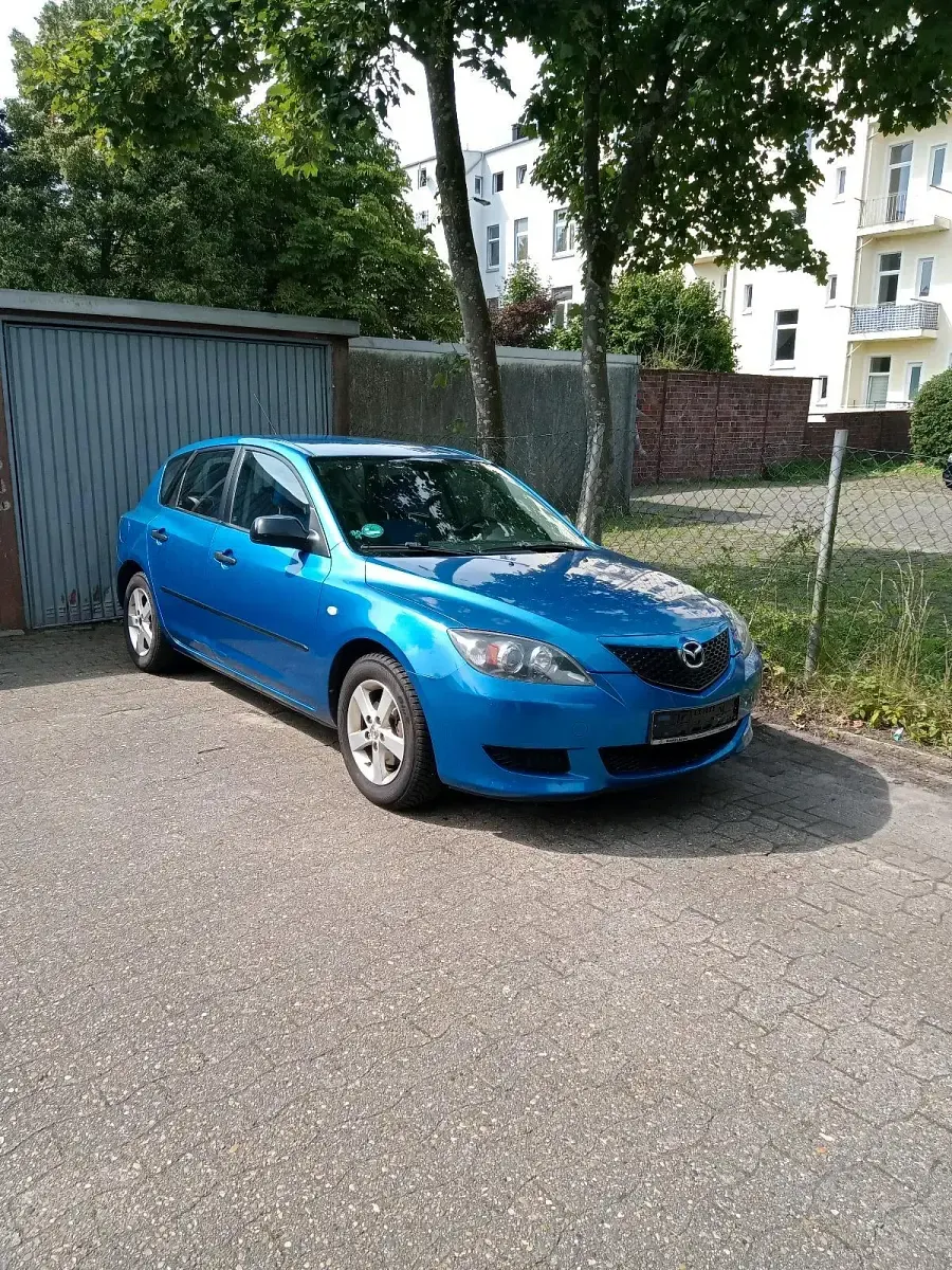 Gebraucht Mazda 3 84 PS (61 kW) 2005 Blau Kleinwagen