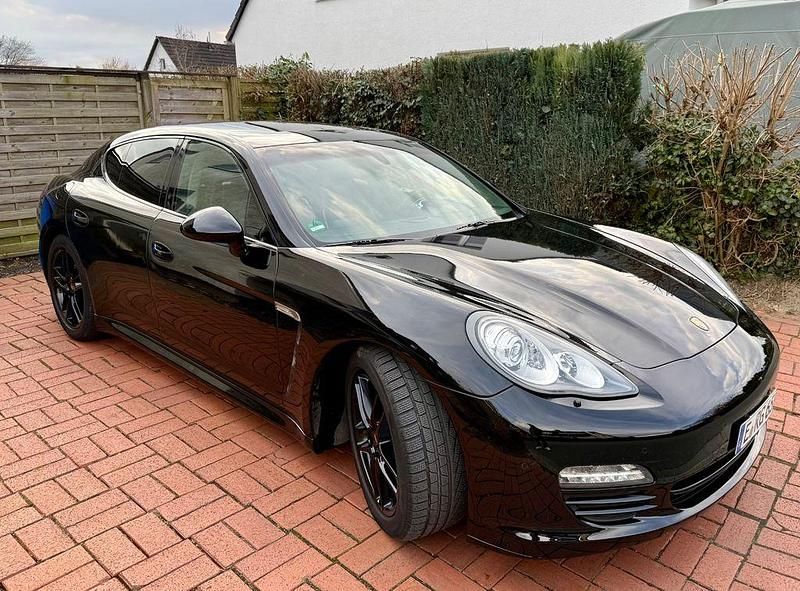 Gebraucht Porsche Panamera 4S 400 PS (294 kW) 2013 Schwarz Limousine