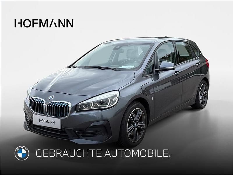 Mineralgrau metallic Gebraucht 2019 BMW 225 Active Tourer Sport Line Van / Kleinbus | 17.490 € (Fairer Preis) - Bild 1/2
