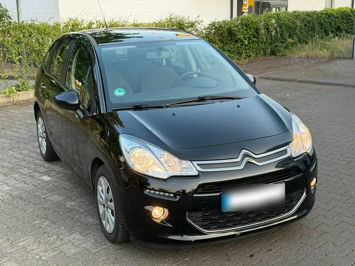 Gebraucht Citroën C3 68 PS (50 kW) 2015 Schwarz Kleinwagen