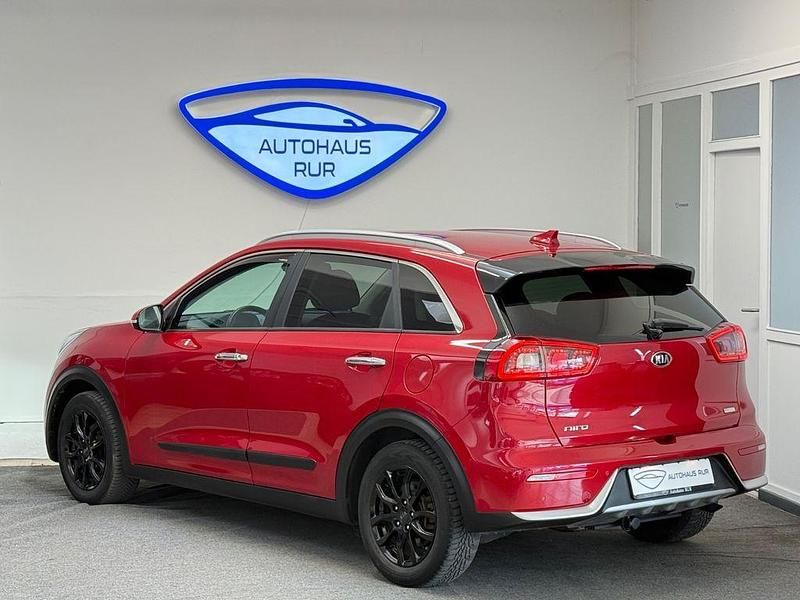 Gebraucht Kia Niro Vision 141 PS (103 kW) 2019 Rot SUV