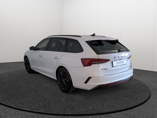 Neu Skoda Octavia RS 265 PS (194 kW) 2025 Weiss Kombi
