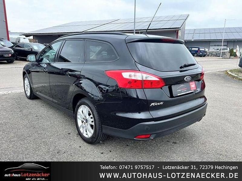 Second-hand Ford Focus 150 CP (110 kW) 2012 Negru Berlinǎ