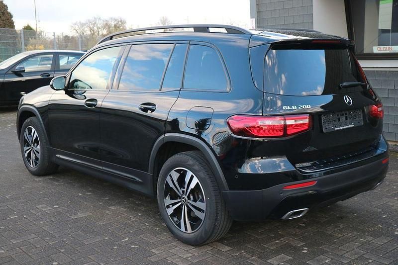 Gebraucht Mercedes GLB200 Progressive 163 PS (119 kW) 2021 Schwarz SUV