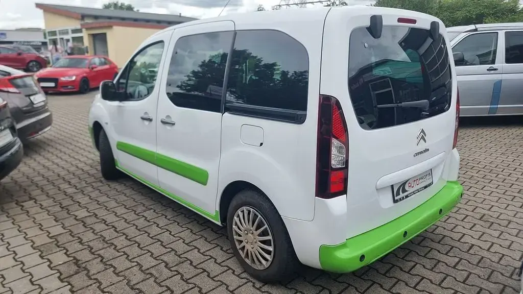 Gebraucht Citroën e-Berlingo 99 PS (72 kW) 2018 Weiß Kombi