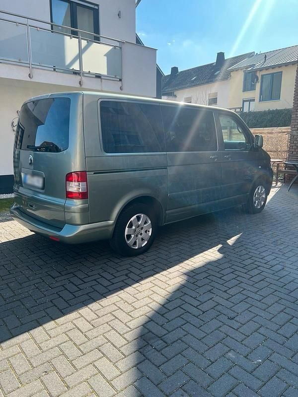 Gebraucht VW T5 174 PS (127 kW) 2003 Grün Van