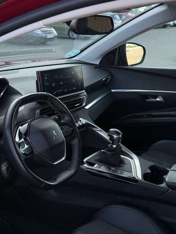 Gebraucht 2022 Peugeot 5008 Van / Kleinbus | 22.000 € (Superpreis) - Bild 1/4