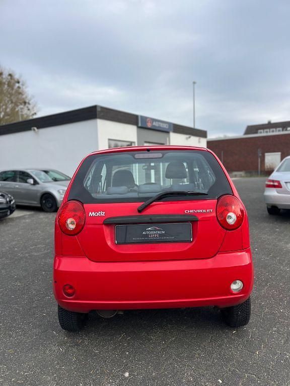 Gebraucht Chevrolet Matiz 52 PS (38 kW) 2009 Rot Kleinwagen