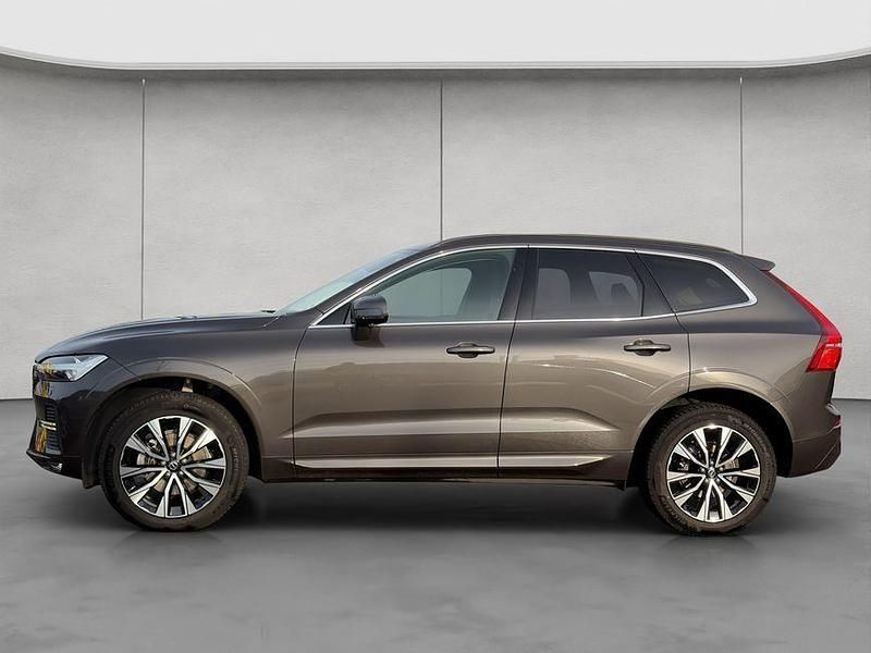 Gebraucht Volvo XC60 Core 250 PS (183 kW) 2024 Grau SUV