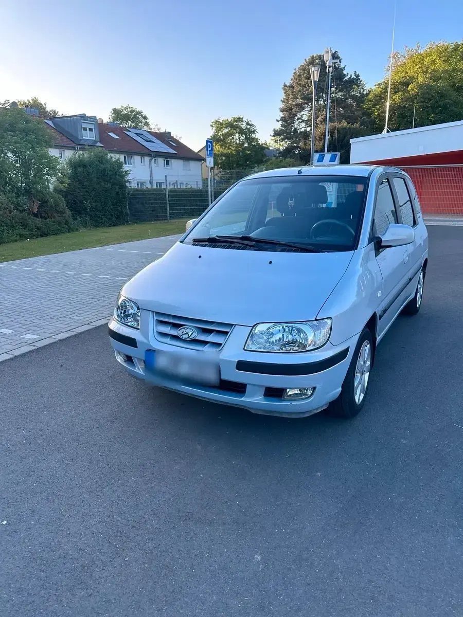 Second-hand Hyundai Matrix 122 CP (89 kW) 2004 Gri Monovolum
