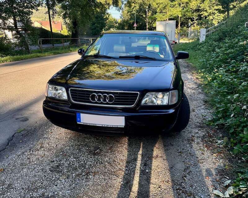 Blau Gebraucht 1996 Audi A6 Limousine | 4.850 € (Guter Preis) - Bild 1/4