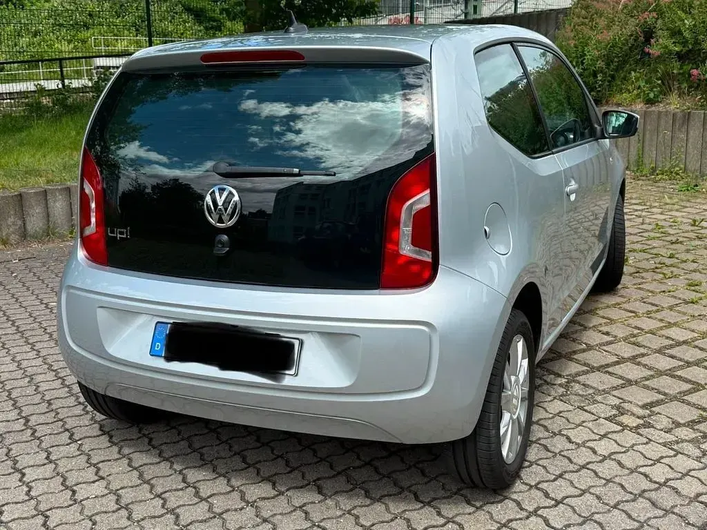 Gebraucht VW up! 60 PS (44 kW) 2014 Silber Kleinwagen