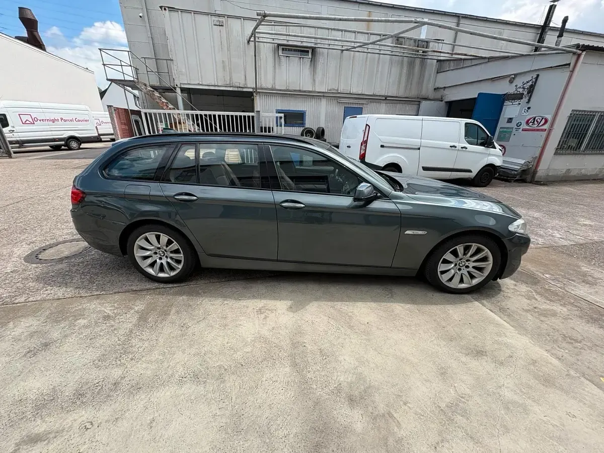 Gebraucht BMW 535 Efficient Dynamics 313 PS (230 kW) 2013 Grau Kombi