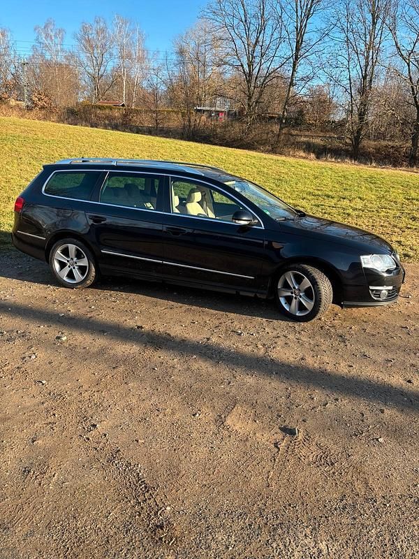 Gebraucht VW Passat 180 PS (132 kW) 2010 Schwarz Kombi