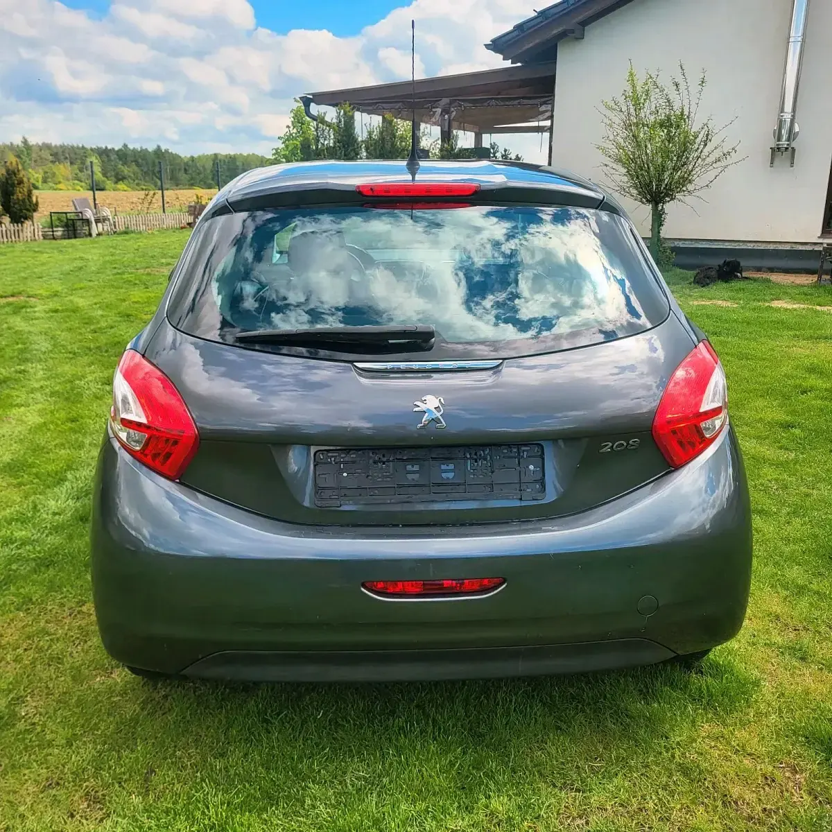 Gebraucht Peugeot 208 68 PS (50 kW) 2012 Grau Kleinwagen