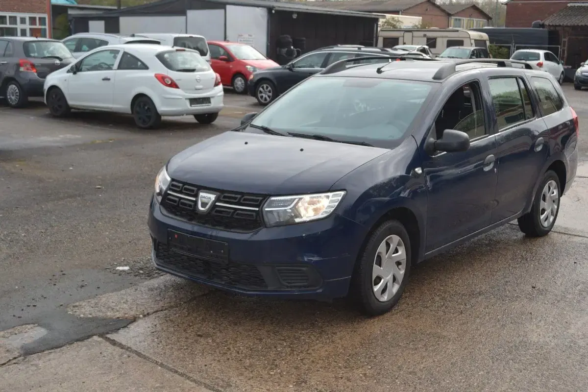 Second-hand Dacia Logan 73 CP (53 kW) 2018 Albastru Break