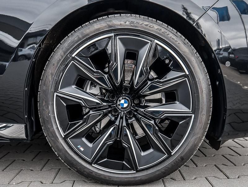 Gebraucht BMW 740 M Sport 286 PS (210 kW) 2025 Schwarz Limousine