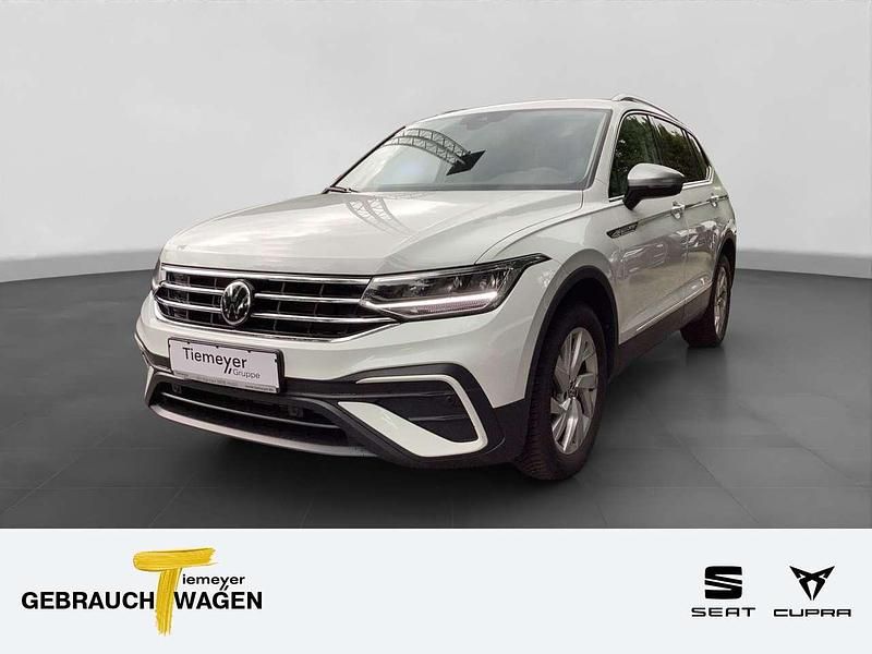 Weiß Gebraucht 2024 VW Tiguan Allspace Life SUV | 33.870 € (Guter Preis) - Bild 1/4