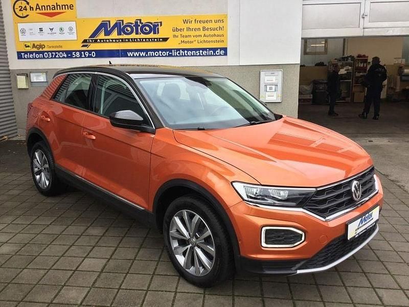 Energetic orange metallic // s Gebraucht 2018 VW T-Roc Style SUV | 21.630 € (Etwas zu teuer) - Bild 1/4