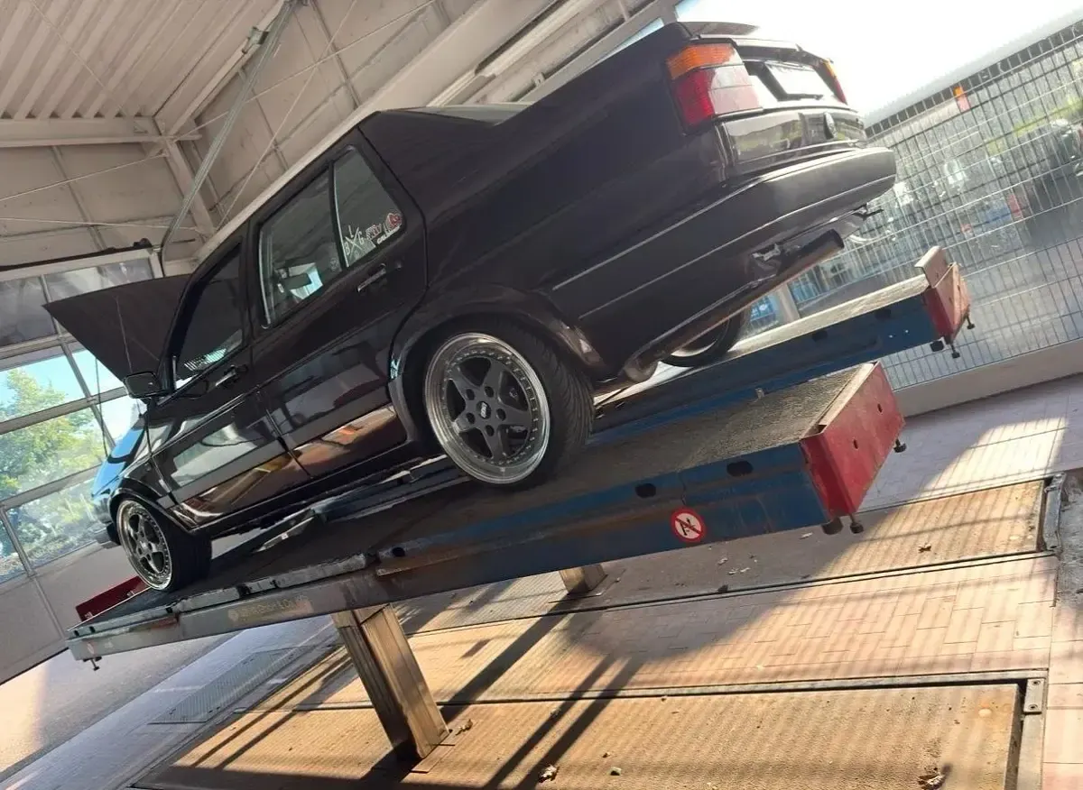 Brugt VW Jetta 149 HK (109 kW) 1988 Brun Sedan