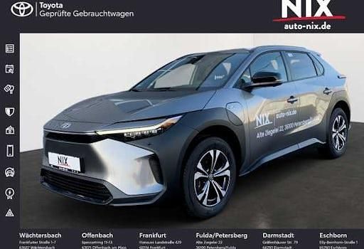Gebraucht Toyota bZ4X Team 150 kW (204 PS) 2024 Palladiumsilber metallic SUV