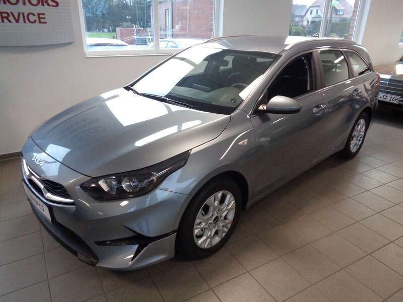 (css) lunarsilber met. Neu 2024 Kia Ceed Sportswagon Comfort Kombi | 26.900 € (Guter Preis) - Bild 1/4