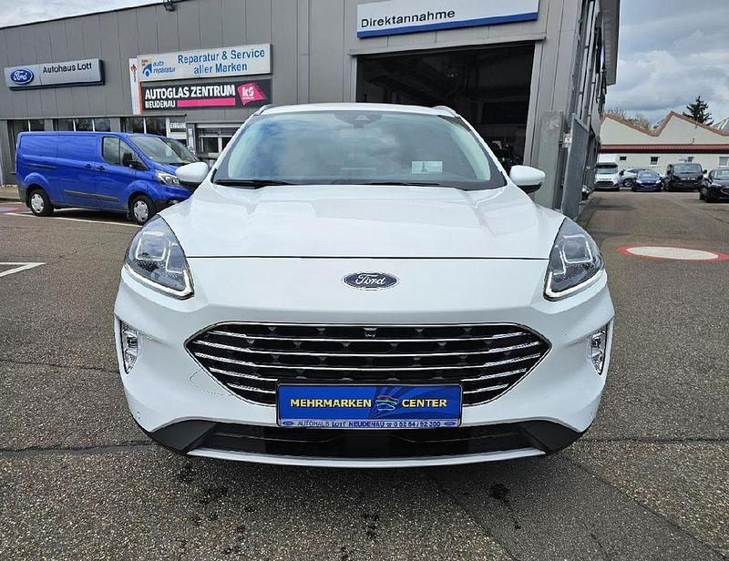 Gebraucht Ford Kuga Titanium X 224 PS (164 kW) 2022 Frostweiß SUV