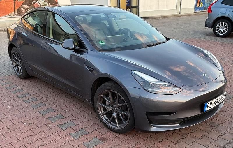 Gebraucht Tesla Model 3 Standard Range Plus 225 kW (306 PS) 2021 Grau Limousine