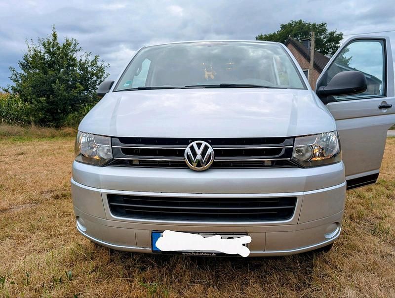 Silber Gebraucht 2013 VW T5 Van | 15.300 € (Fairer Preis) - Bild 1/4