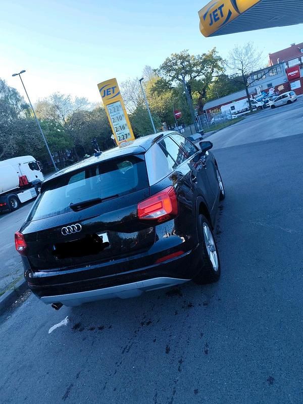 Gebraucht Audi Q2 116 PS (85 kW) 2018 Schwarz SUV
