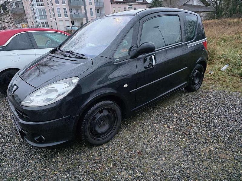 Schwarz Gebraucht 2007 Peugeot 1007 Van / Kleinbus | 1.980 € (Etwas zu teuer) - Bild 1/4