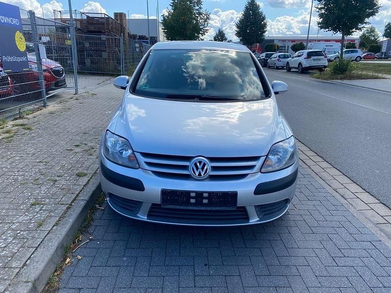 Gebraucht VW Golf IV Trendline 75 PS (55 kW) 2005 Reflexsilber Limousine
