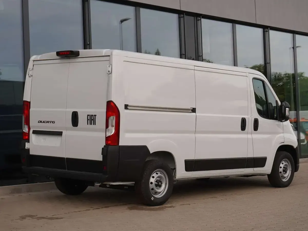 Neu Fiat Ducato 33 140 PS (102 kW) 2026 Weiß Van