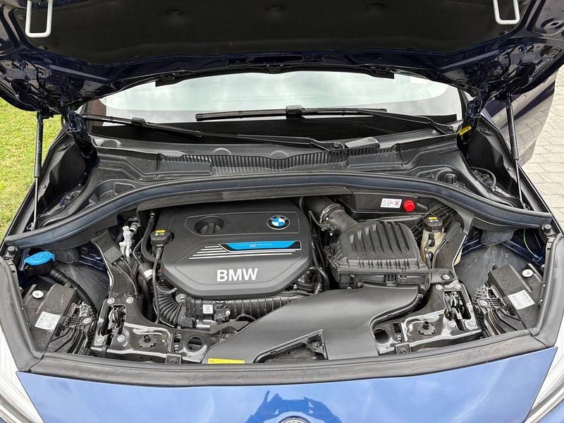 Gebraucht BMW 225 Active Tourer iPerformance 224 PS (164 kW) 2021 Blau Van / Kleinbus