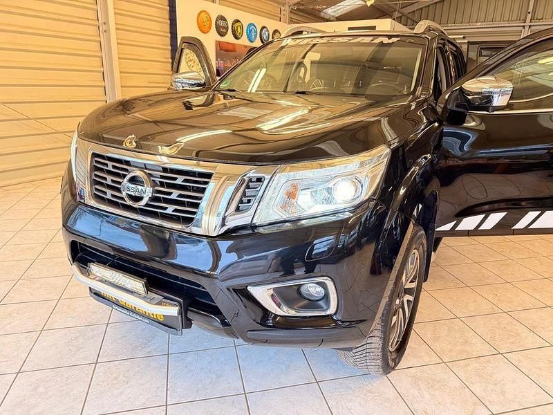 Gebraucht Nissan Navara Tekna 190 PS (139 kW) 2017 Schwarz Pickup