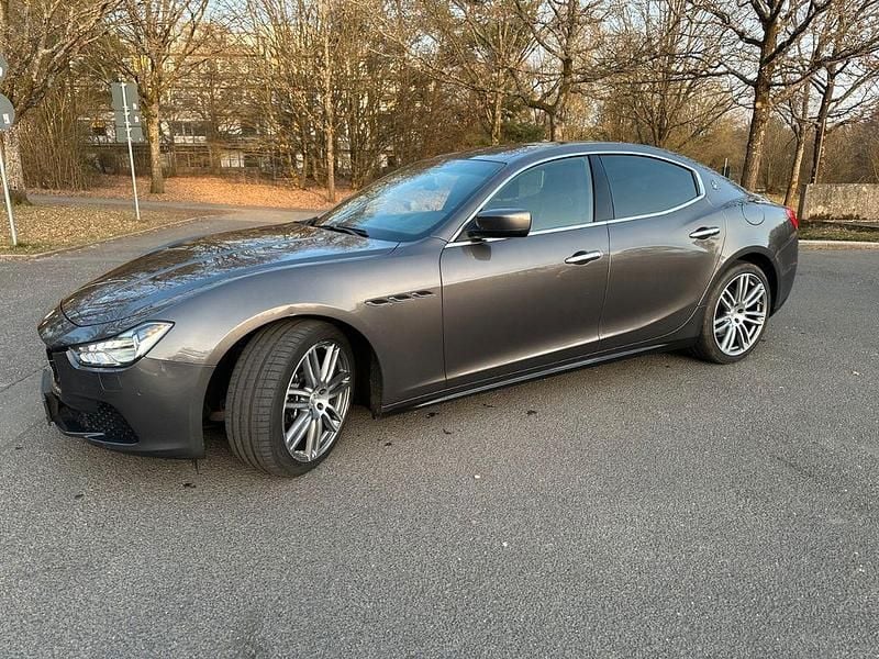 Gebraucht Maserati Ghibli 275 PS (202 kW) 2015 Grau Limousine