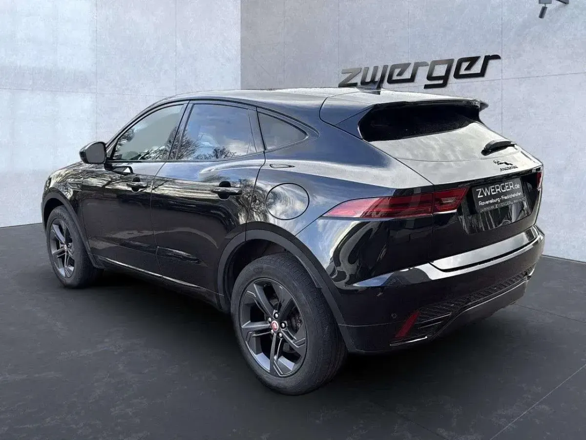 Używany Jaguar E-Pace R-Dynamic 200 KM (147 kW) 2023 Czarny SUV