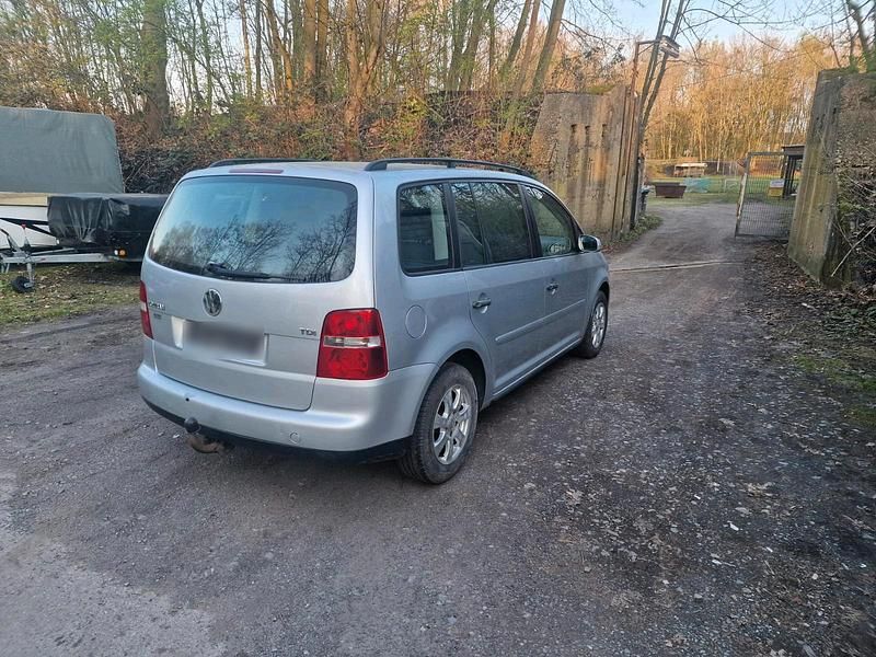Gebraucht VW Touran 105 PS (77 kW) 2006 Silber Van / Kleinbus
